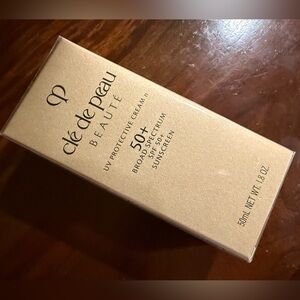 CLE DE PEAU BEAUTE UV Protective Cream